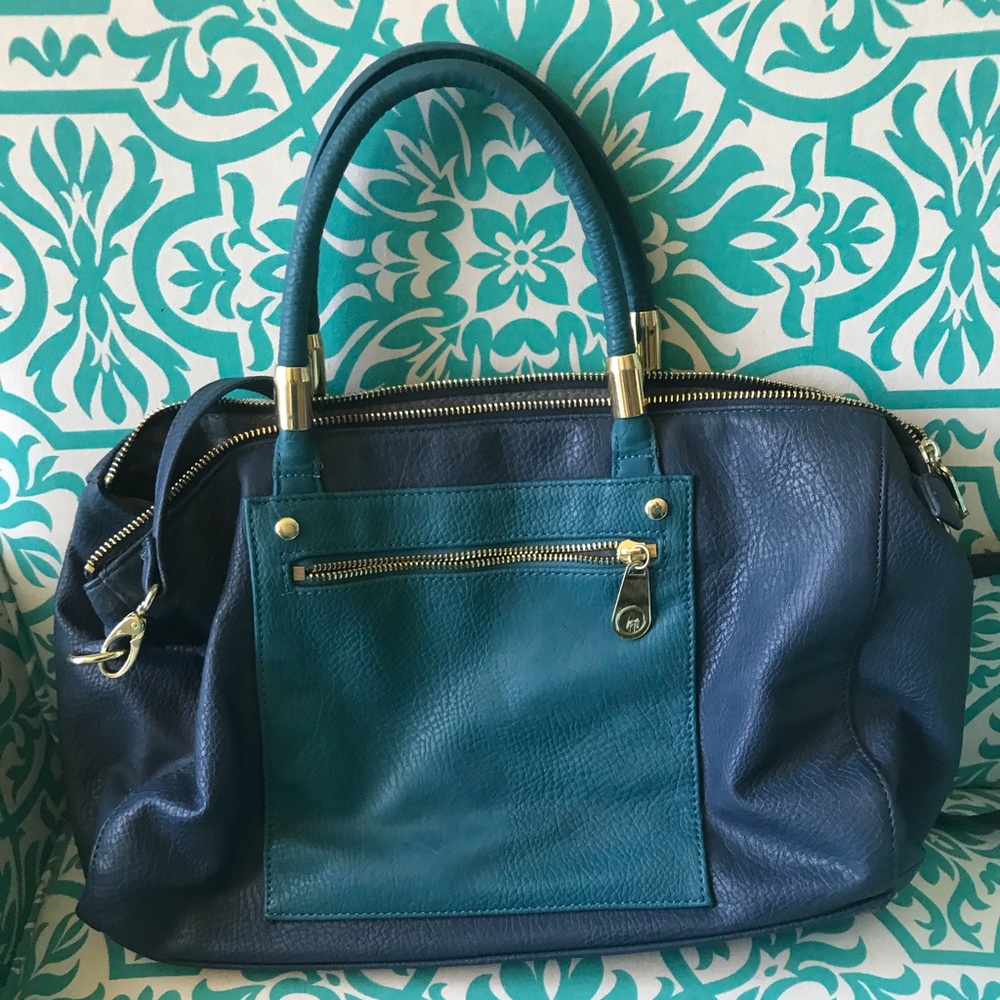 Crossbody, Shoulder Carry, or Handle Carry Purse